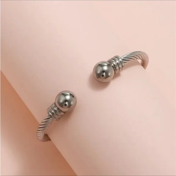 Stainless steel bracelet - Picture 2 of 2